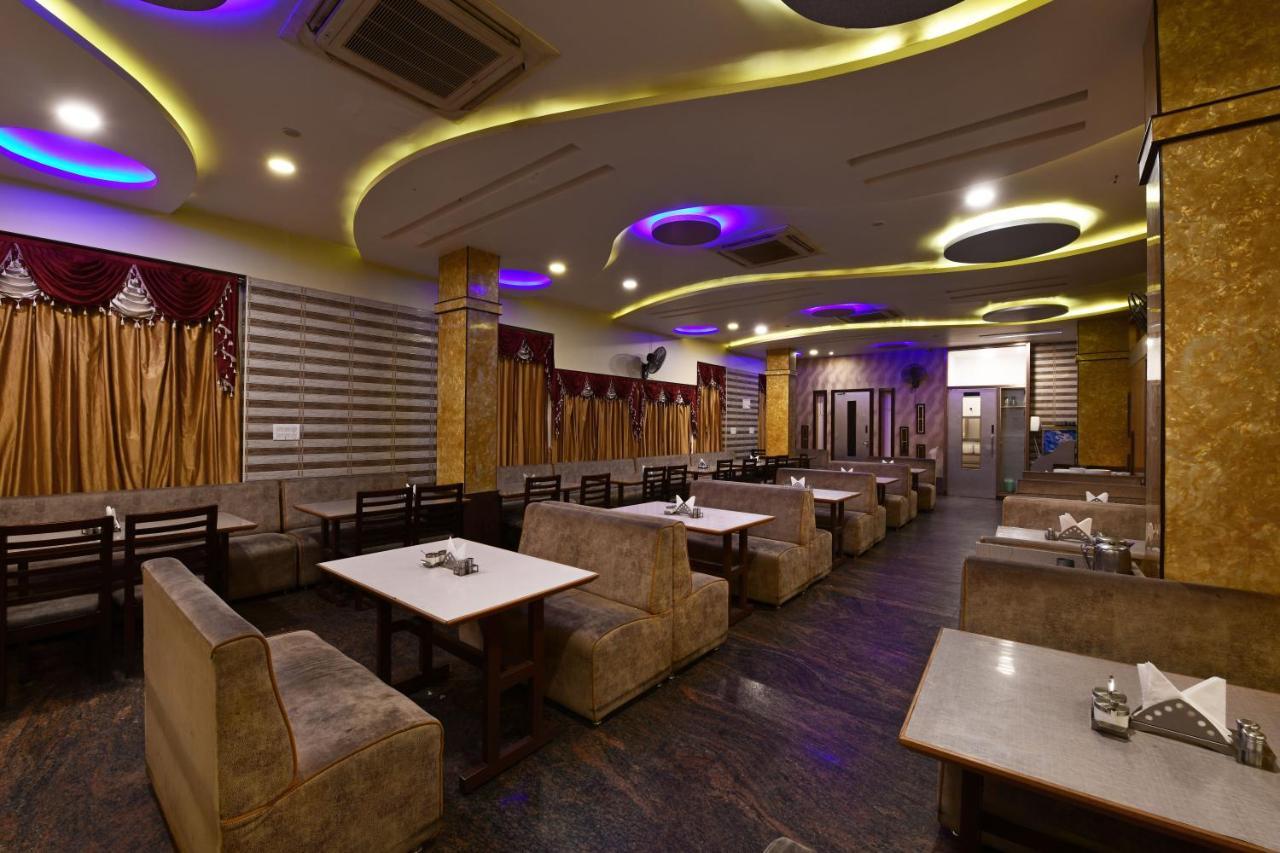 Hotel Bv Colours By Rivido, Begur Main Road バンガロール エクステリア 写真